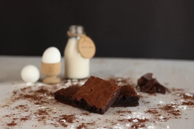 Acompaña tus ricas brownies con leche