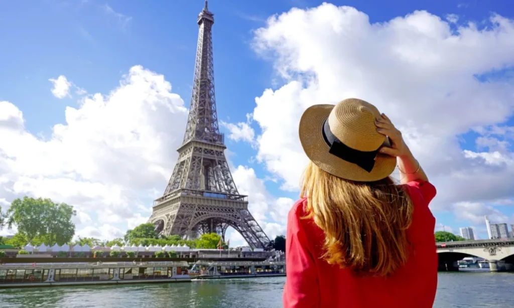 Destinos en Paris Francia | Torre de Eiffel | Qué Onda