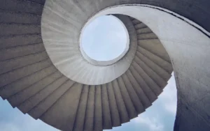 La arquitectura brutalista destaca por su monumentalidad | Qué Onda |