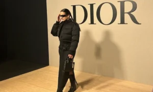 Rosalía en el desfile de Dior colección Otoño Invierno 2024-25 | Qué Onda