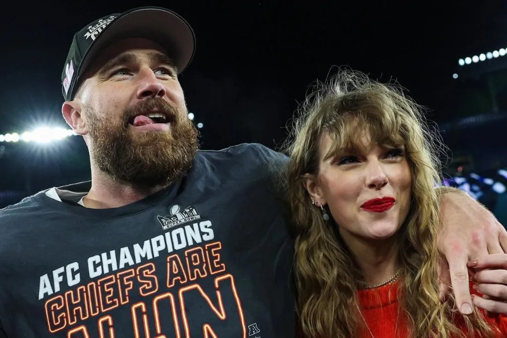 Taylor Swift y Travis Kelce en el campeonato del juego entre los Chiefs y los Ravens | Qué Onda