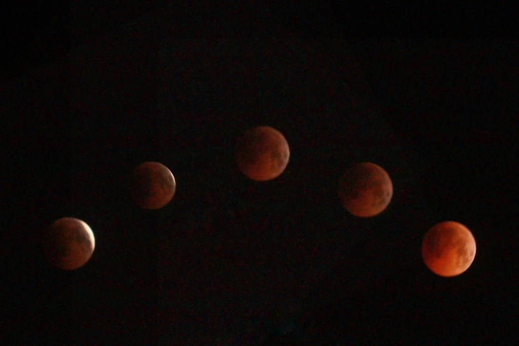 Eclipse Lunar en Libra | Marzo 25, 2024 | Qué Onda