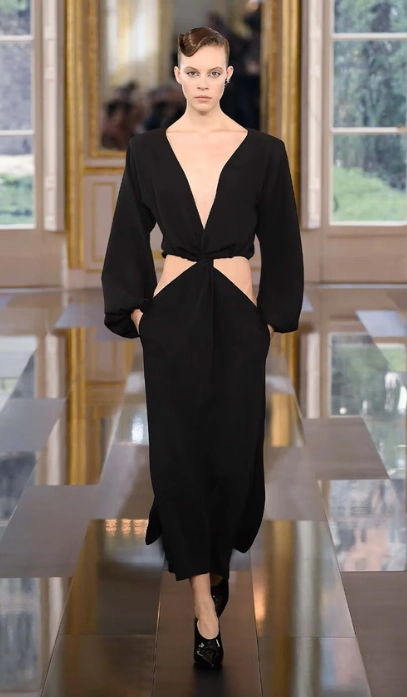 Valentino Colección Otoño_Invierno 2024 Semana de la Moda en Paris Style 11 | Qué Onda