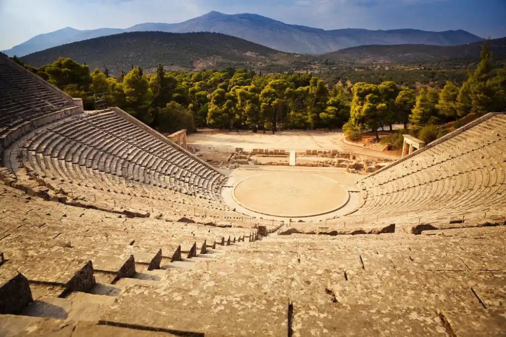 Anfiteatro de Epidauro en Grecia | Qué Onda