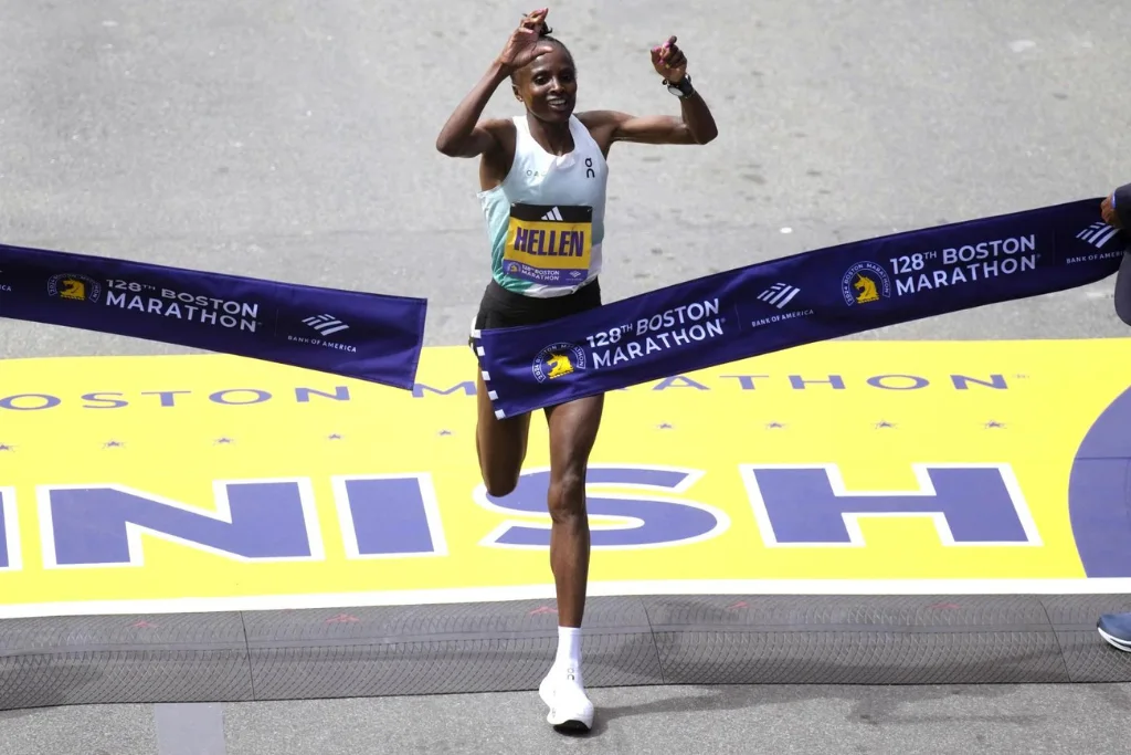 Maratón de Boston | Hellen Obiri, de Kenia, gana en el Maratón de Boston en la división femenina | Qué Onda
