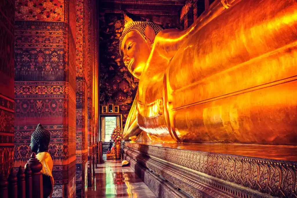 Wat Pho Buda reclinado, Bangkok, Tailandia | Qué Onda