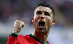 Cristiano Ronaldo celebra al anotar su tercer gol | Qué Onda