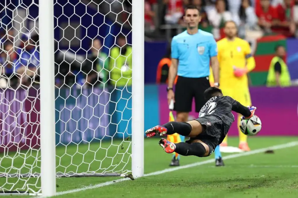 Diogo Costa de Portugal salvá los penaltis | Qué Onda