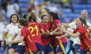 Fútbol Femenil: Jugadoras de España celebran tras vencer a Colombia en penaltis en cuartos de final | Qué Onda