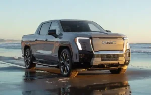 La GMC Sierra EV 2025, potencia y lujo eléctricos | Qué Onda |