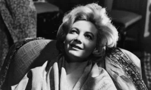 Silvia Pinal en 'El Ángel Exterminador" | Qué Onda