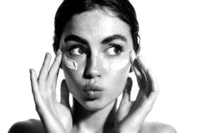 Evita estos errores en tu cuidado de la piel en 2025