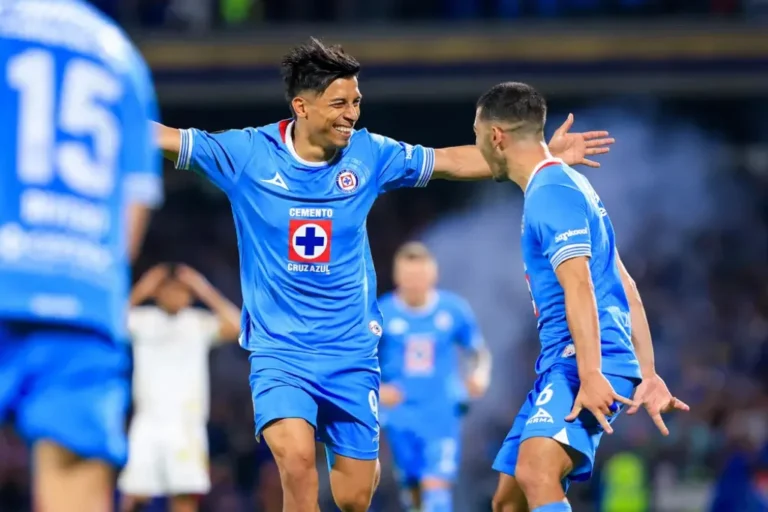 Cruz Azul se Impone a Tigres y busca el título de la CONCACAF | Qué Onda