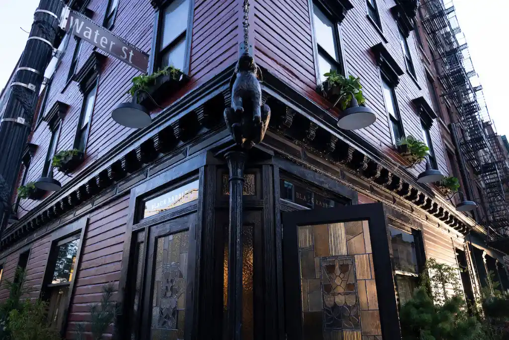 Black Rabbit Restaurant in NYC | Qué Onda