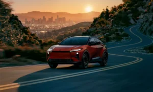 Toyota C-HR EV 2026 Diseño Audaz y Tecnología Avanzada | Qué Onda