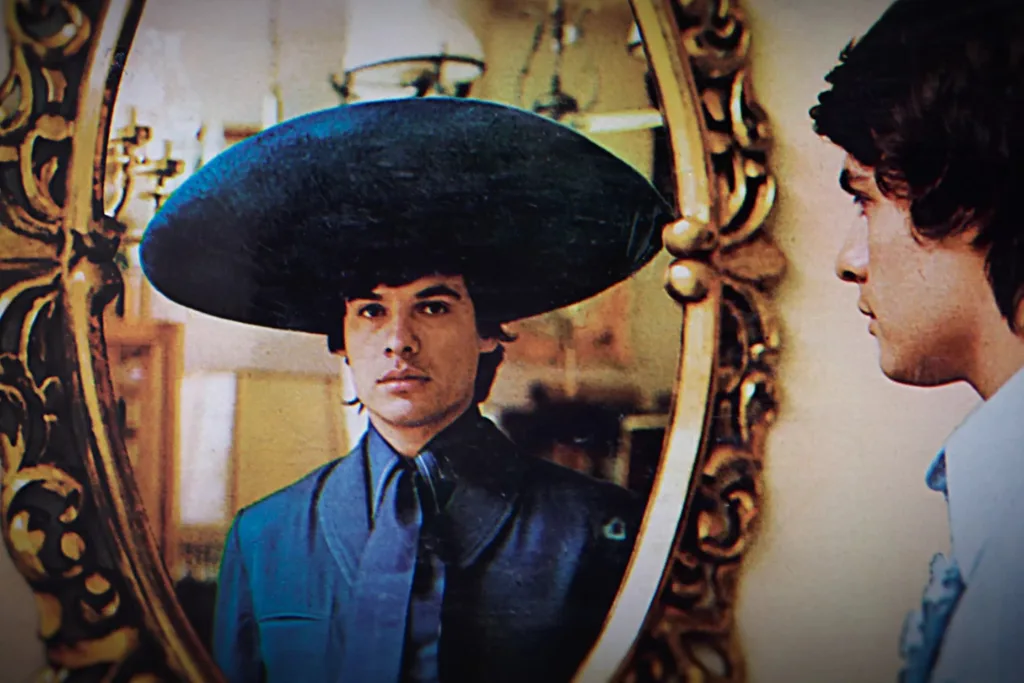 Juan Gabriel separaba su personaje artístico de su vida privada, donde era conocido como Alberto | Qué Onda