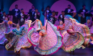 Nochebuena A Christmas Spectacular en The Soraya | Qué onda