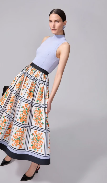 Carolina Herrera Falda Multicolor de Flores Suaves | Qué Onda