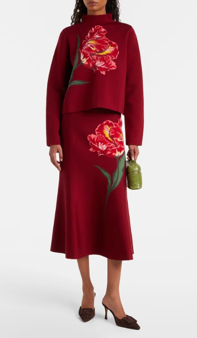 Carolina Herrera Falda Roja de Punto con Bordado Floral | Qué Onda