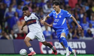 Atlante vs Cruz Azul durante la victoria 3-2 de los Potros de Hierro en la Liga MX | Qué Onda