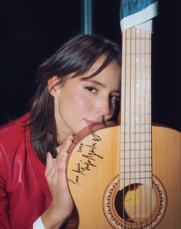 Majo Aguilar tour 2026: la cantante con una guitarra firmada | Qué Onda